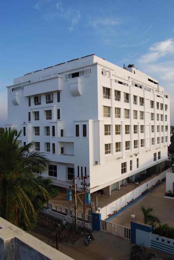 فندق Royal Park Kākināda المظهر الخارجي الصورة